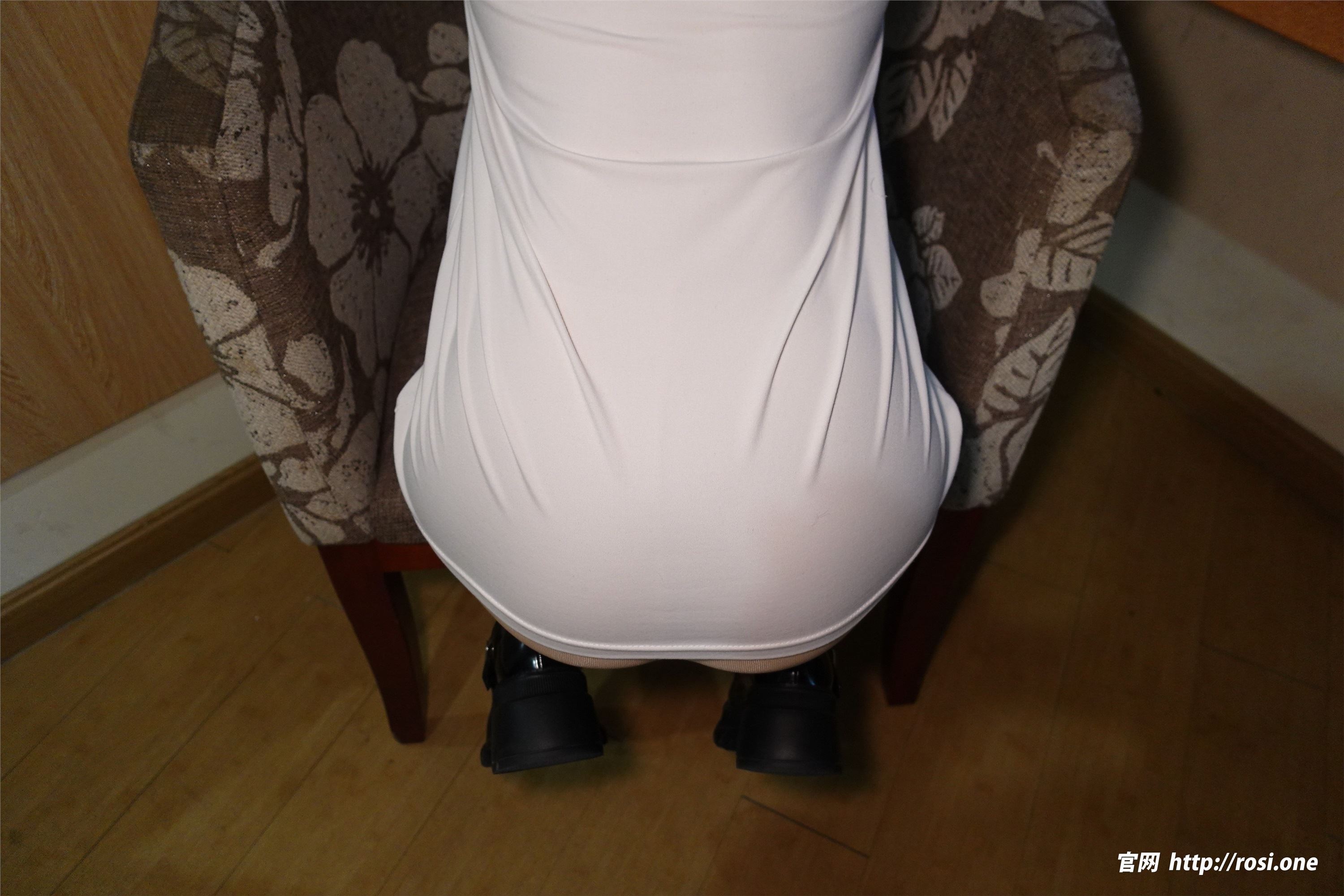 ROSI写真 2022.08.09 NO.3900